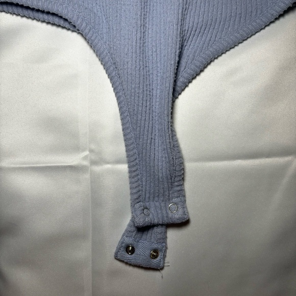 Yummy Sweater Co. Women Light Blue Bodysuit Size XS Soft - Picture 5 of 12